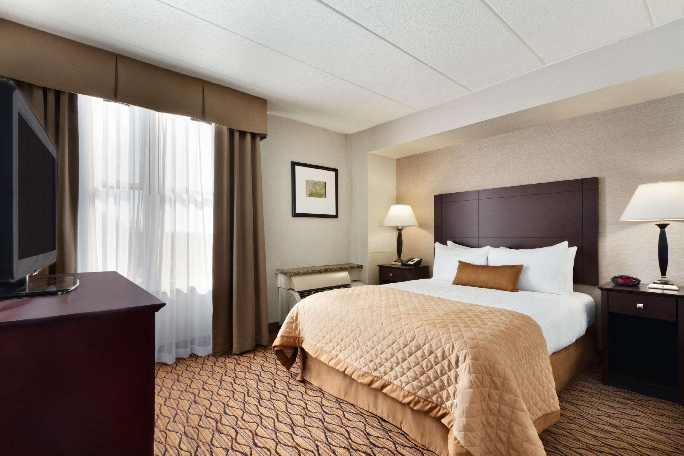 Comfort Inn & Suites Glen Mills - West Chester מראה חיצוני תמונה