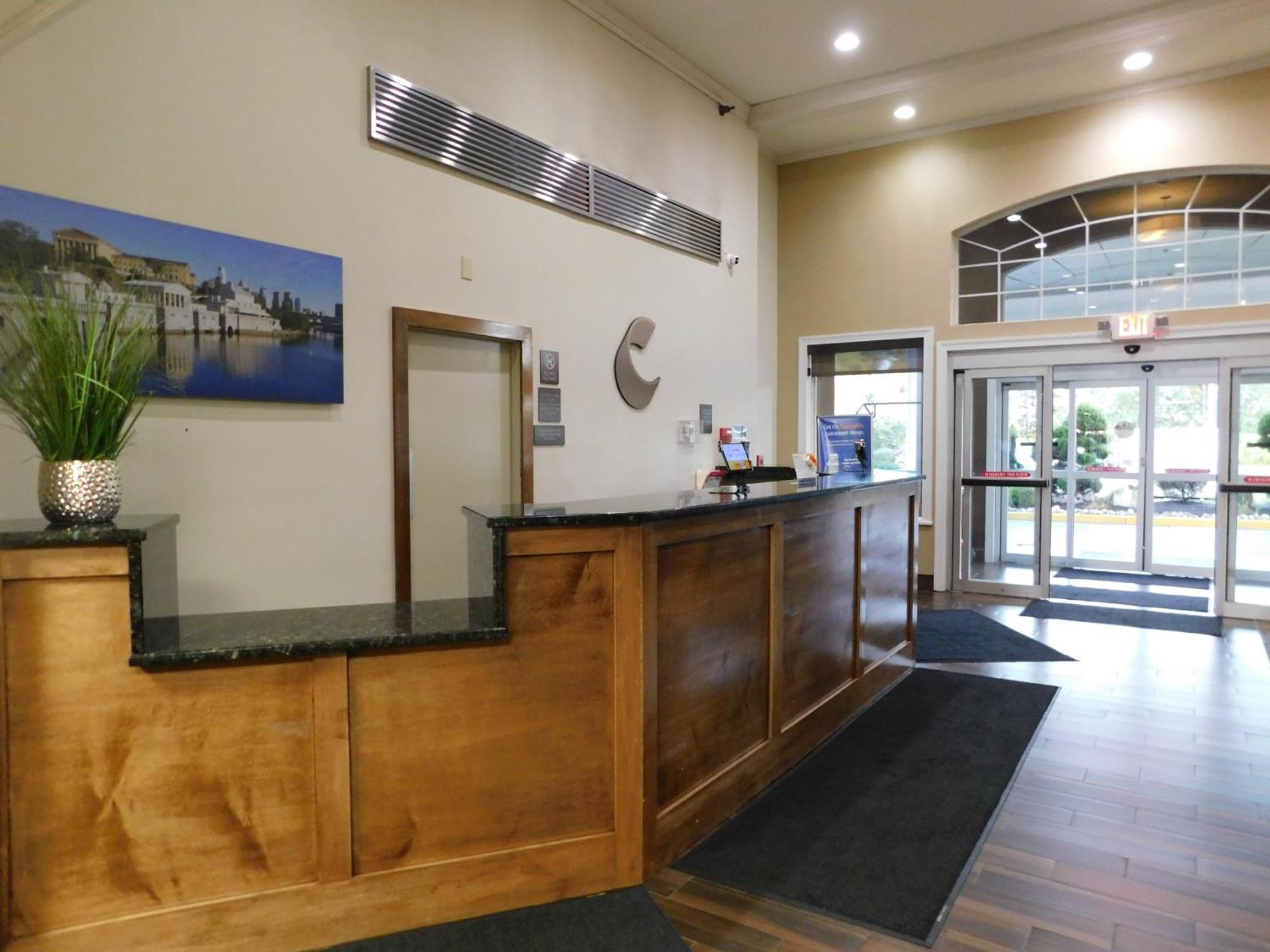 Comfort Inn & Suites Glen Mills - West Chester מראה חיצוני תמונה